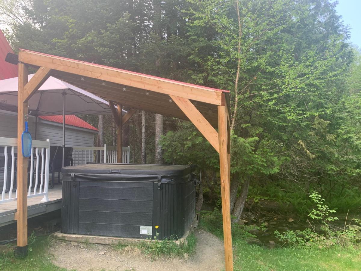 Camping Chalets Spas Pignons Rouges Saint Romain المظهر الخارجي الصورة