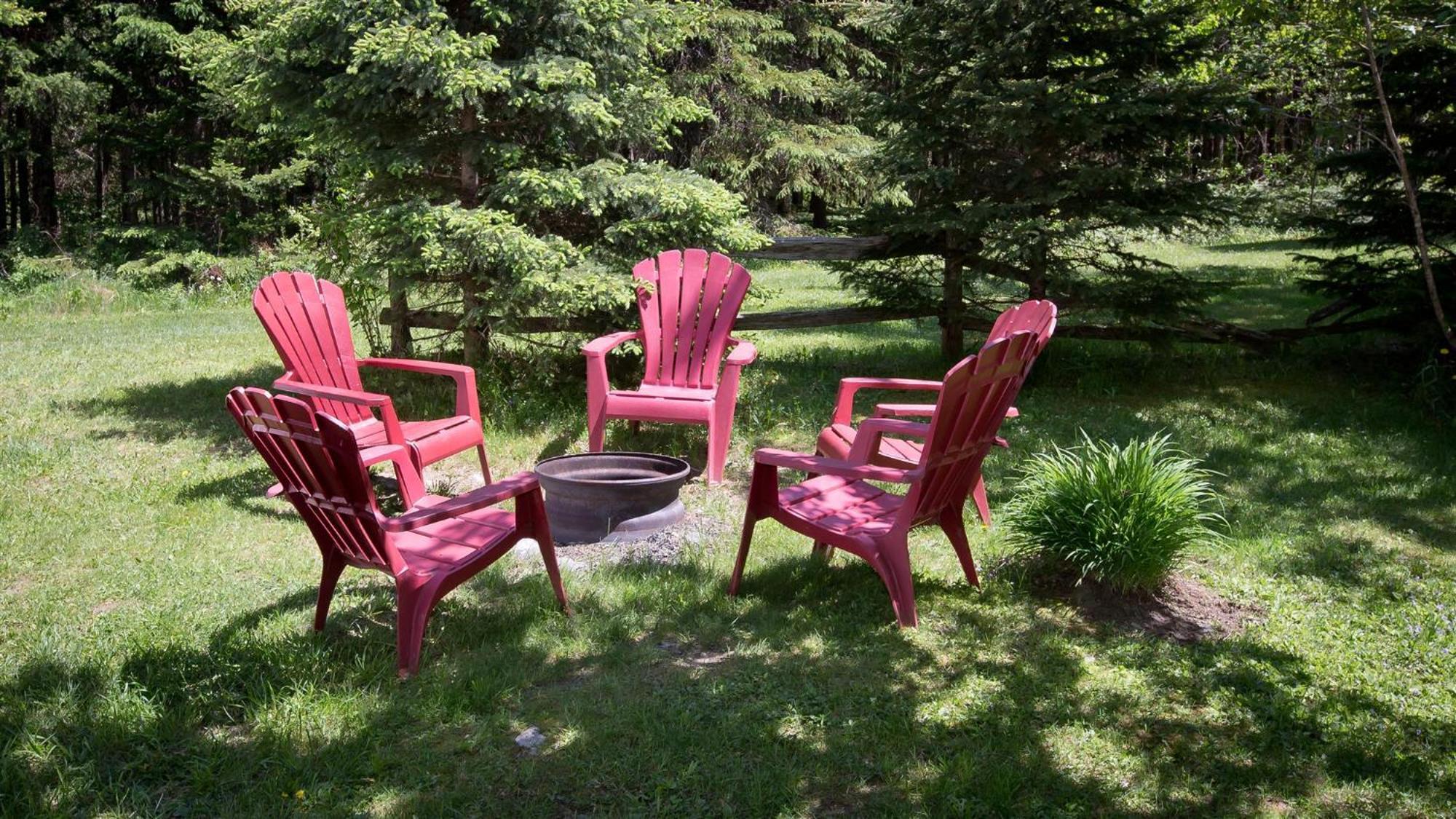 Camping Chalets Spas Pignons Rouges Saint Romain المظهر الخارجي الصورة