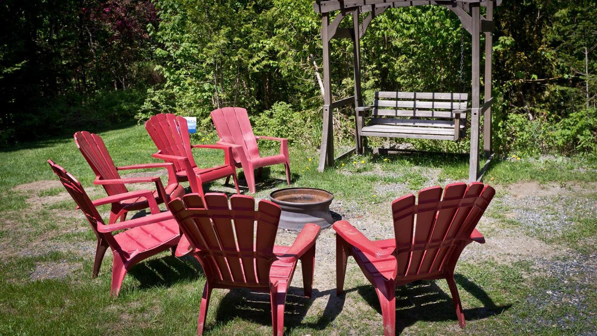 Camping Chalets Spas Pignons Rouges Saint Romain المظهر الخارجي الصورة
